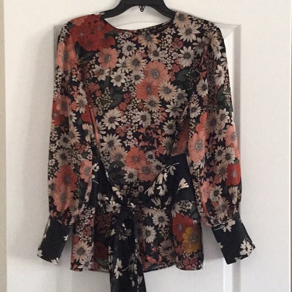 ZARA long sleeves elegant blouse - size XL - Picture 1 of 3